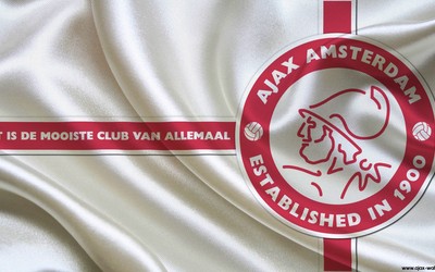 爱游戏电竞评论-绝了！内维斯中场吊射神仙球